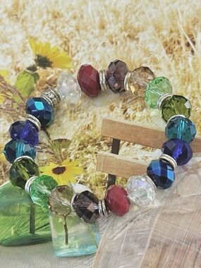 Hand Crafted Lake Country Hydro Quartz Crystal Beaded Bracelet 7”